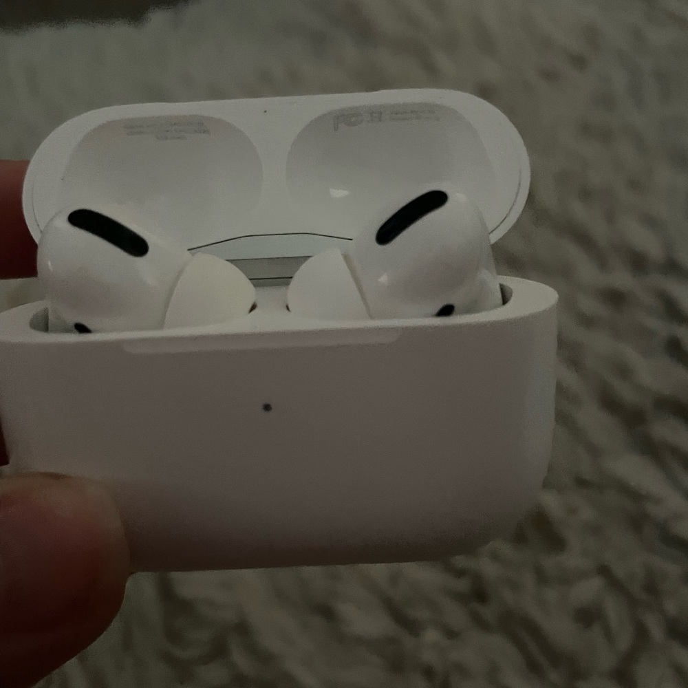 AirPods! Gently used